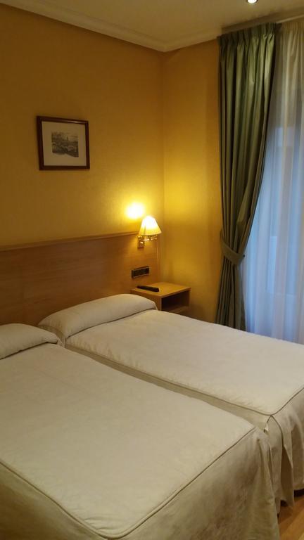 Pension La Concha San Sebastián Eksteriør billede
